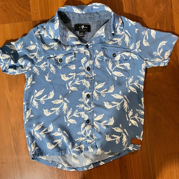 7 for all Mankind size 4 button down short sleeve floral kids shirt. 💯 cotton. - Picture 1 of 8